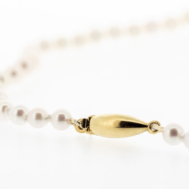 18ct yellow gold pearl clasp