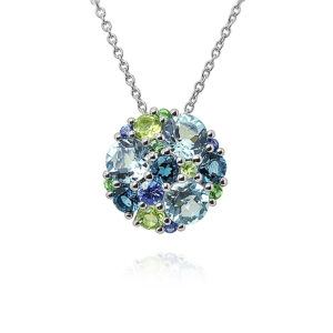 18ct white gold pendant from Isabelle Langlois