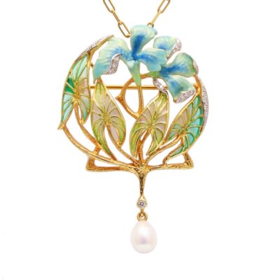 Diamond and Pearl Iris cluster pendant by Masriera