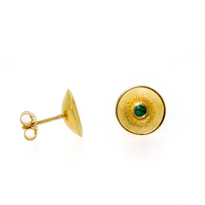 18ct, gold, emerald, earrings, studs, handmade, owen & jones, hungerford