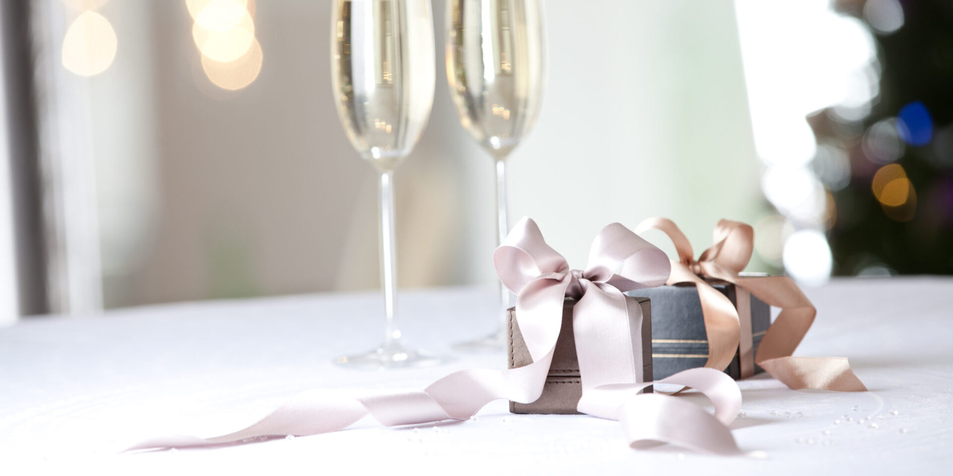 Custom-made jewellery for New Year celebrations by Owen and Jones Hungerford