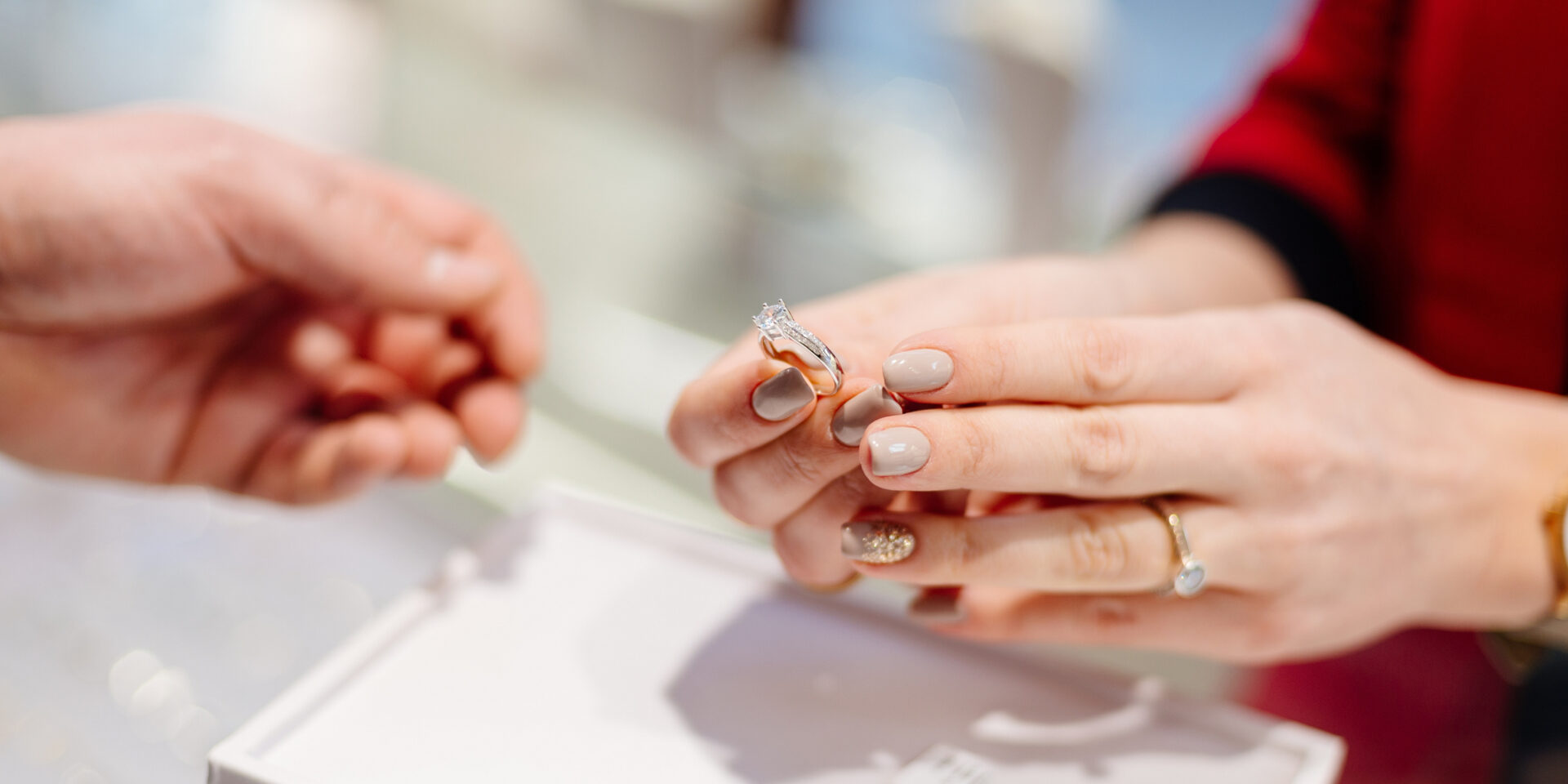 Elegant engagement ring styles from Owen & Jones in Hungerford, featuring classic solitaires and modern designs