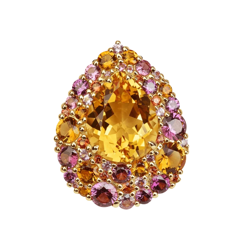Approximate pendant diameter 29.5mm x 23.5mm.